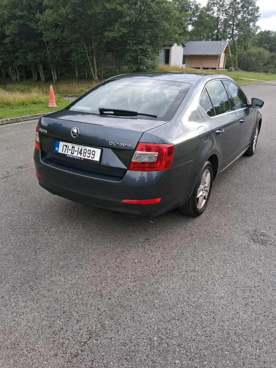 2017 skoda octavia diesel - Image 4