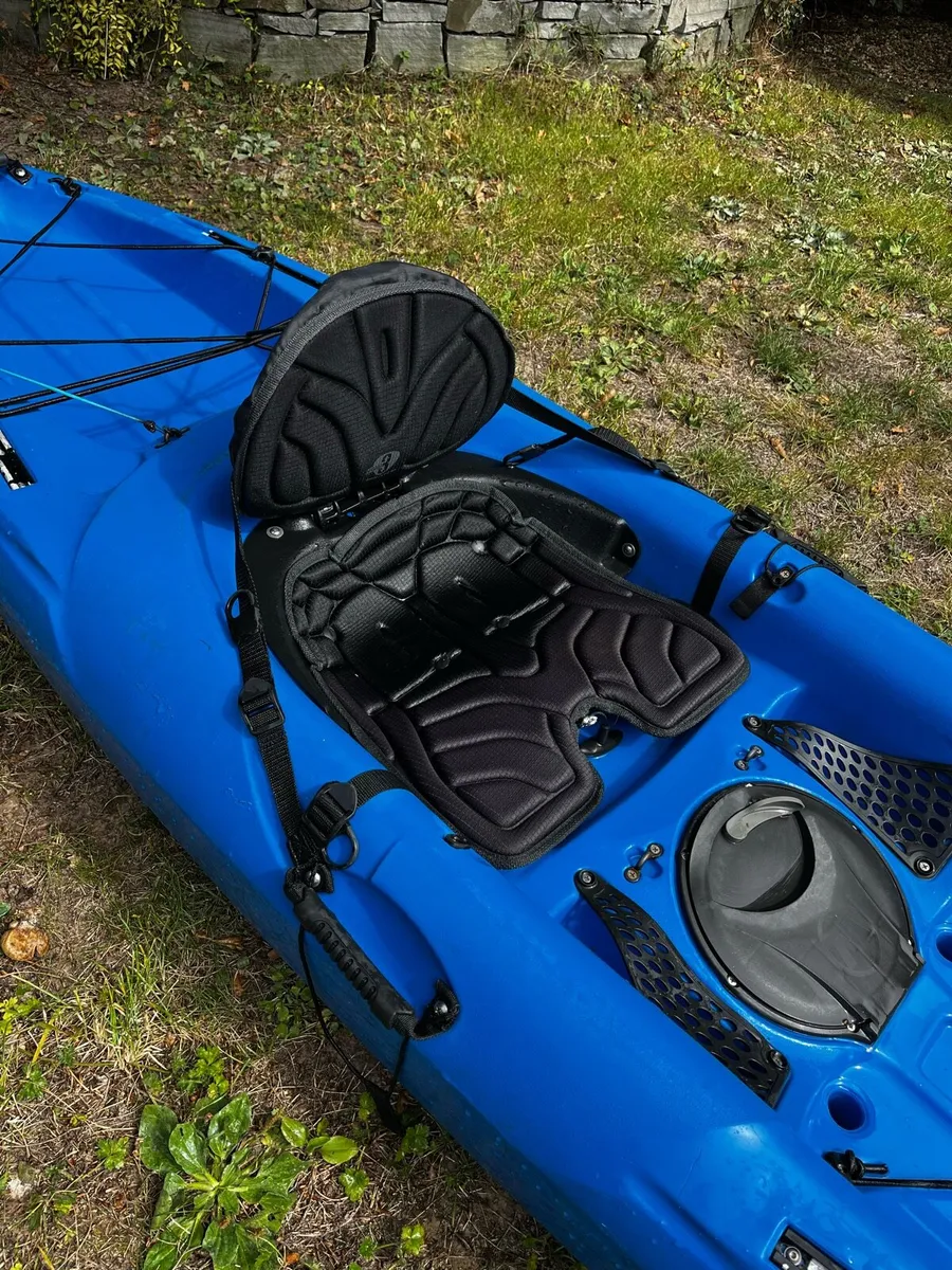 2 X Tarpon 100 Kayak - Image 4