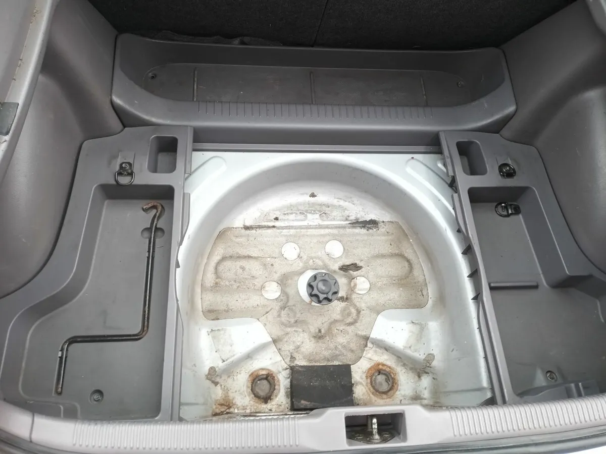 Toyota Celica 2002 - Image 4