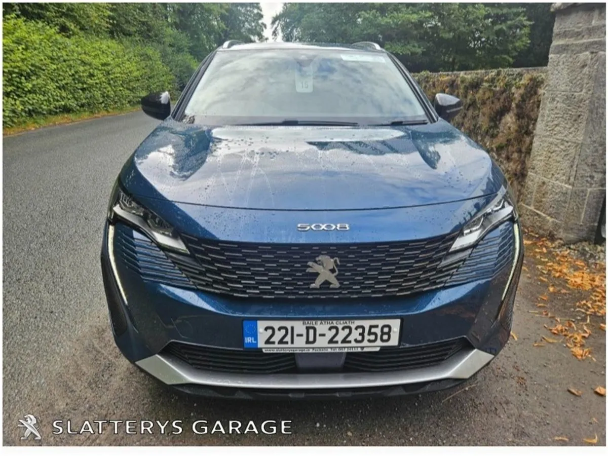 Peugeot 5008 1.5 Bluehdi 130bhp Allure - Image 2