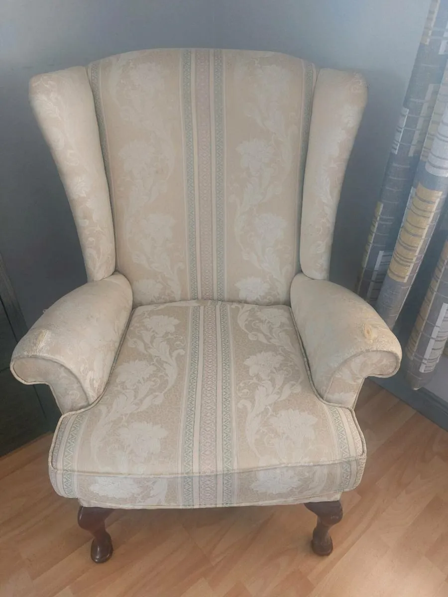 Armchair - Image 1