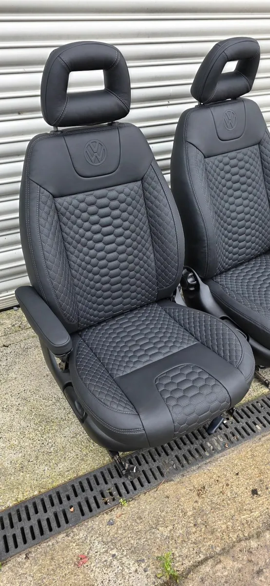 VW campercan sviwel seats - Image 1