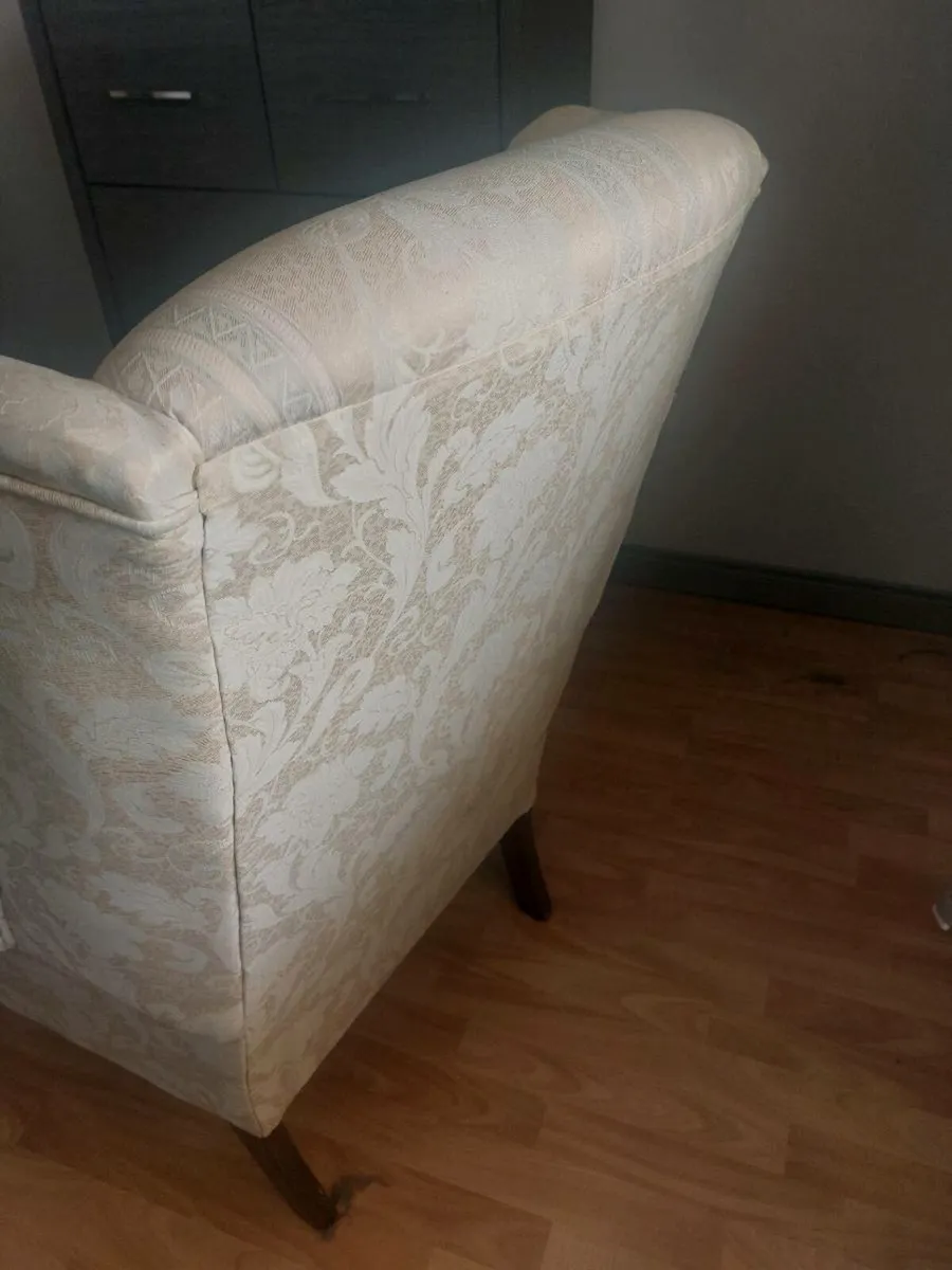 Armchair - Image 4