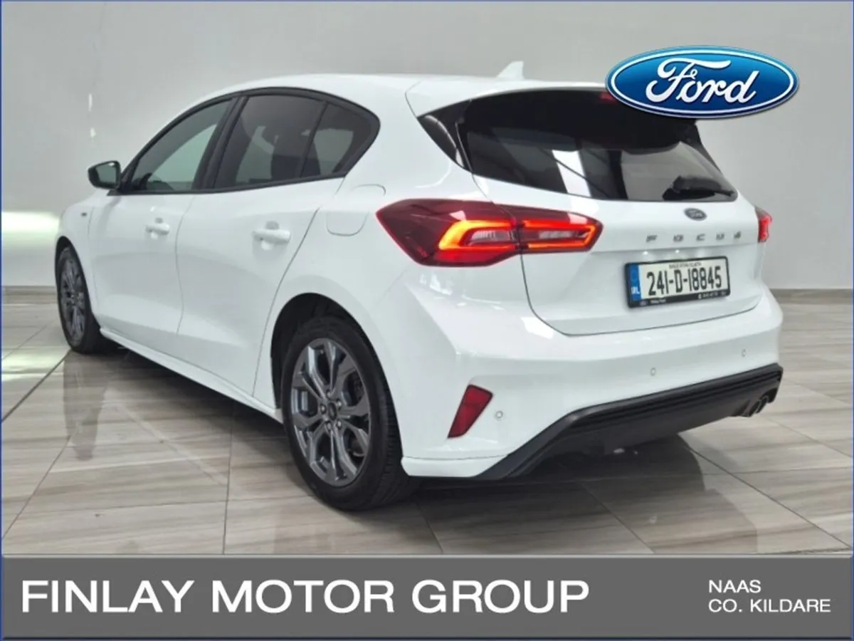 Ford Focus 1.5l Ecoblue 115PS St-line Auto - Image 4