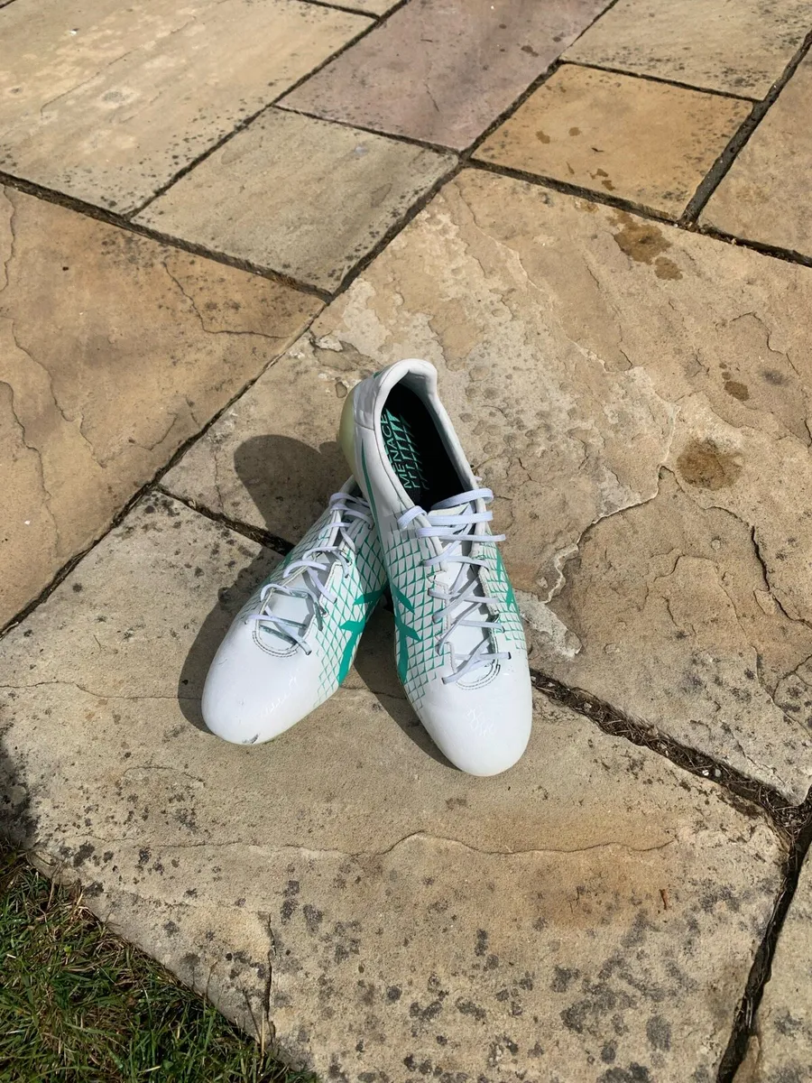 Football Boots ( Aisics Menace ) - Image 1