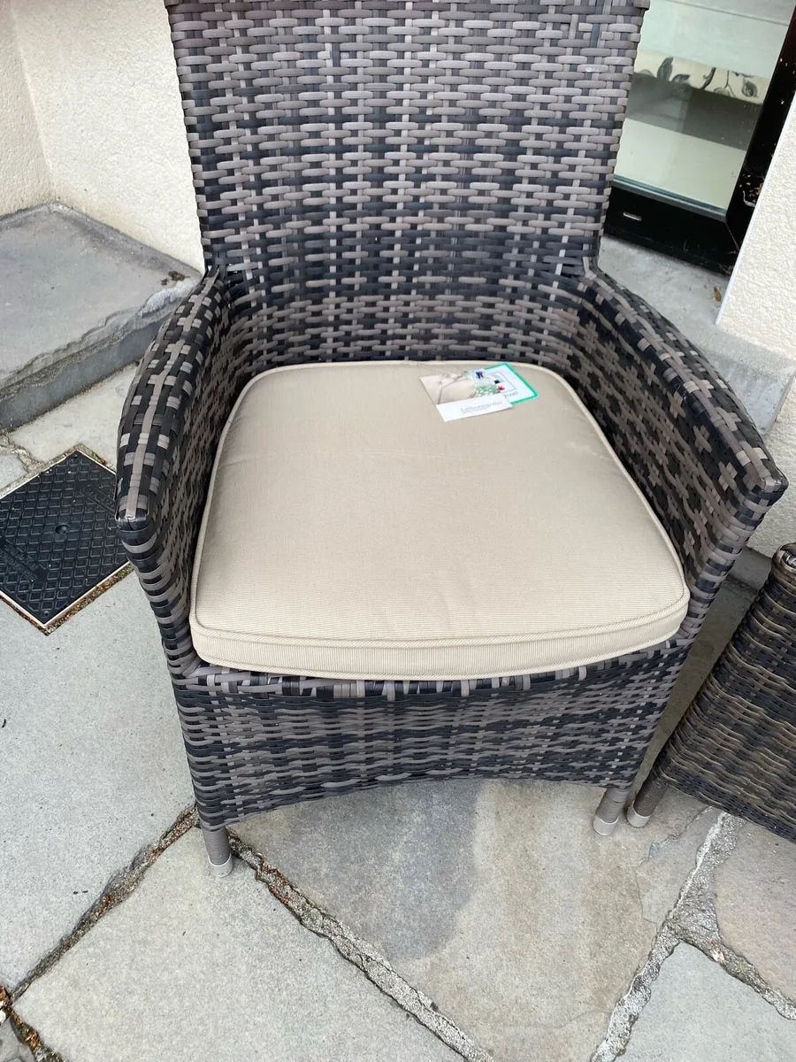 Leisuregrow Rattan bistro Garden Set - Image 3