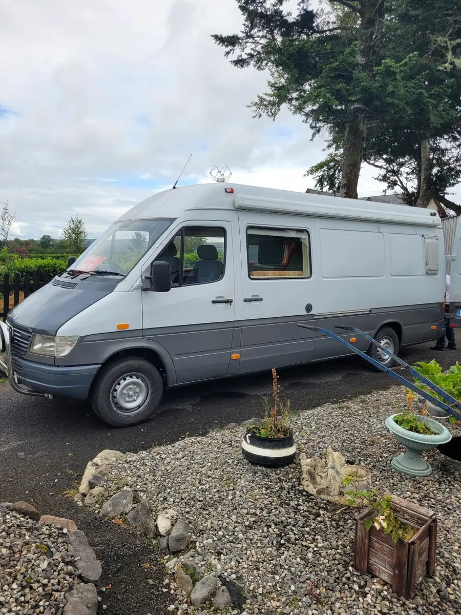 Mercedes Sprinter Camper - Image 1