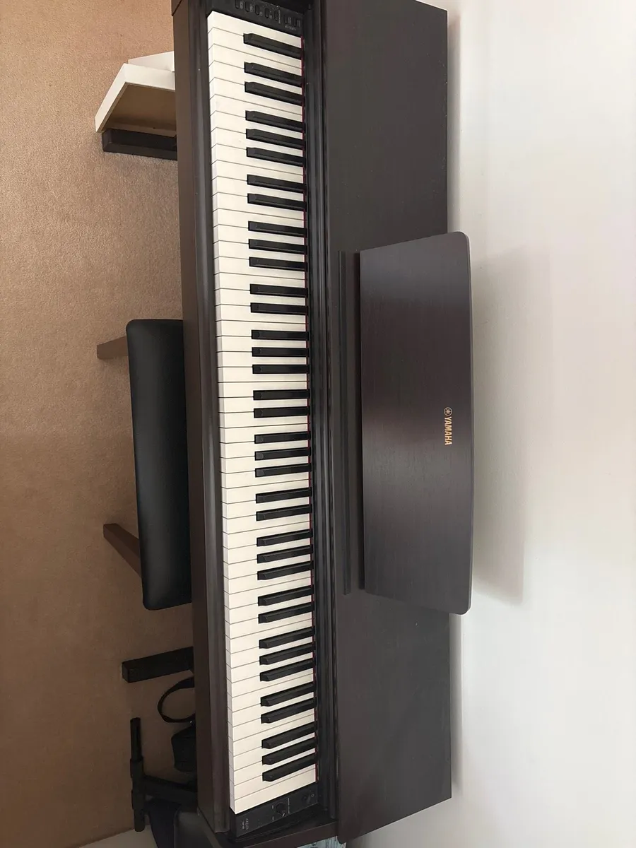 Yamaha piano - Image 2