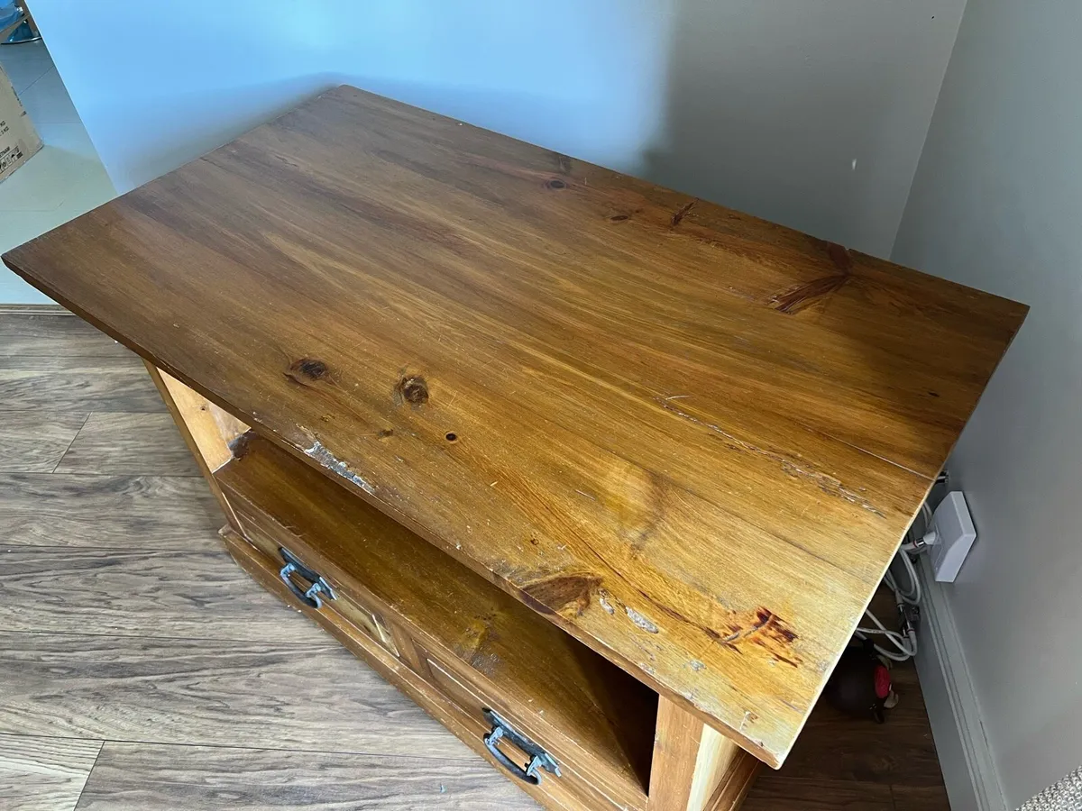 TV Unit - Image 2