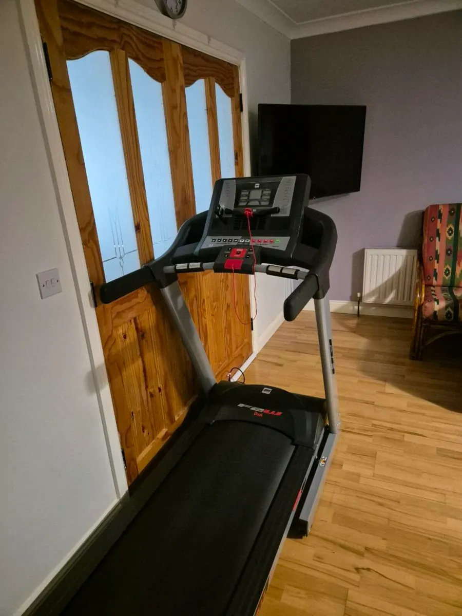 Treadmill - Image 2