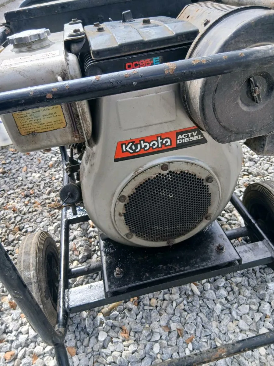 Kubota 9.5hp diesel power washer - Image 3