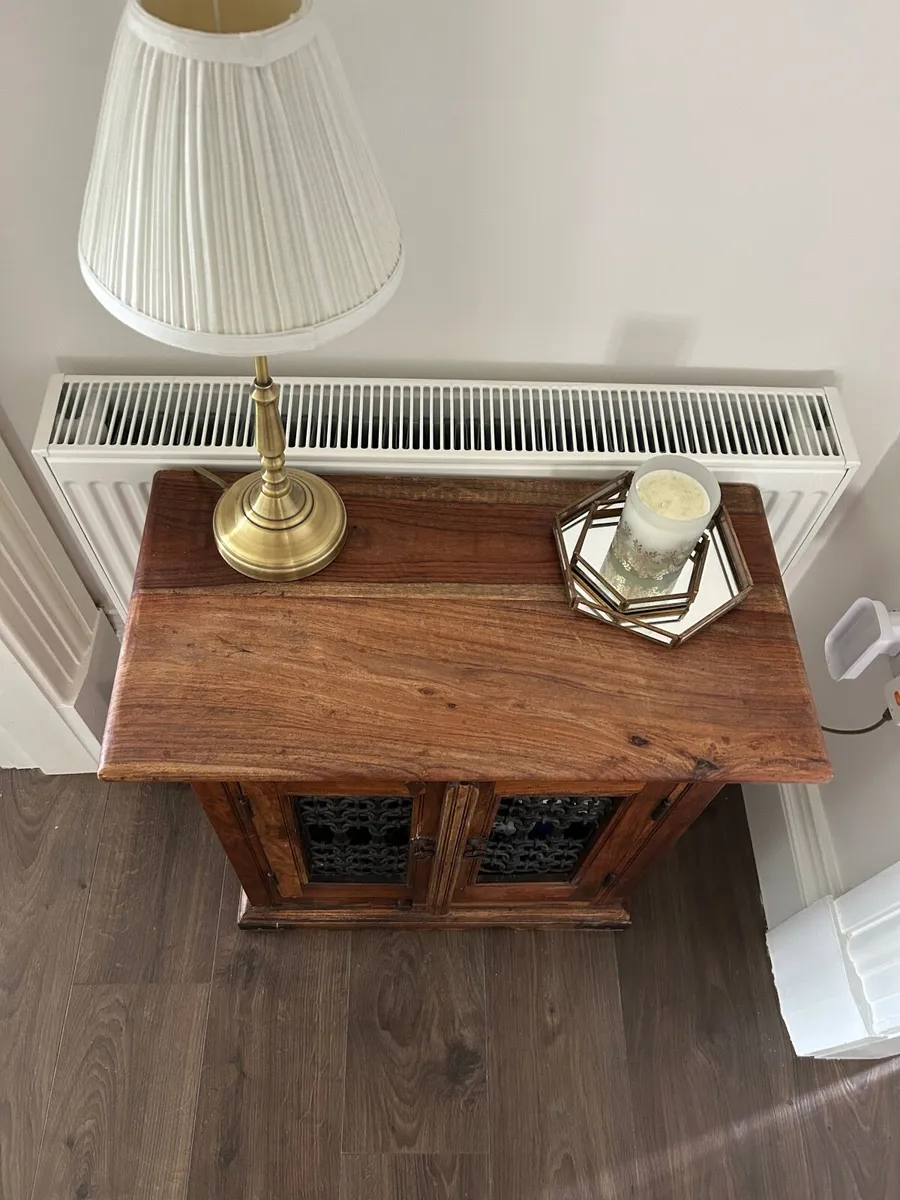 Solid wood storage unit ideal for books - Image 4