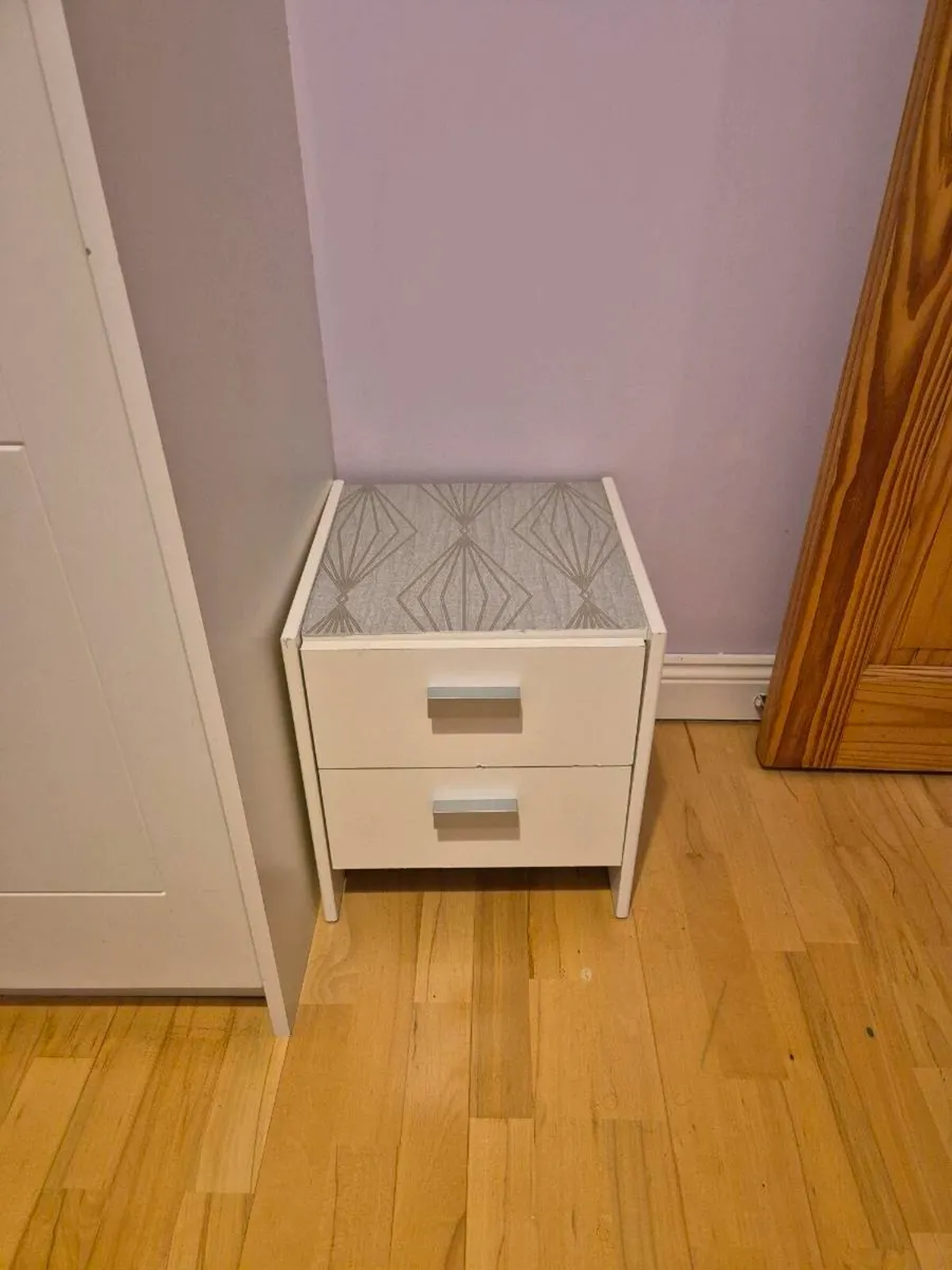 Double Bed with Mattress - Image 3