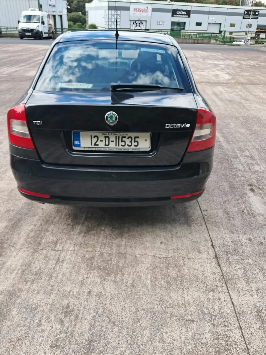 Skoda Octavia 2012 - Image 4
