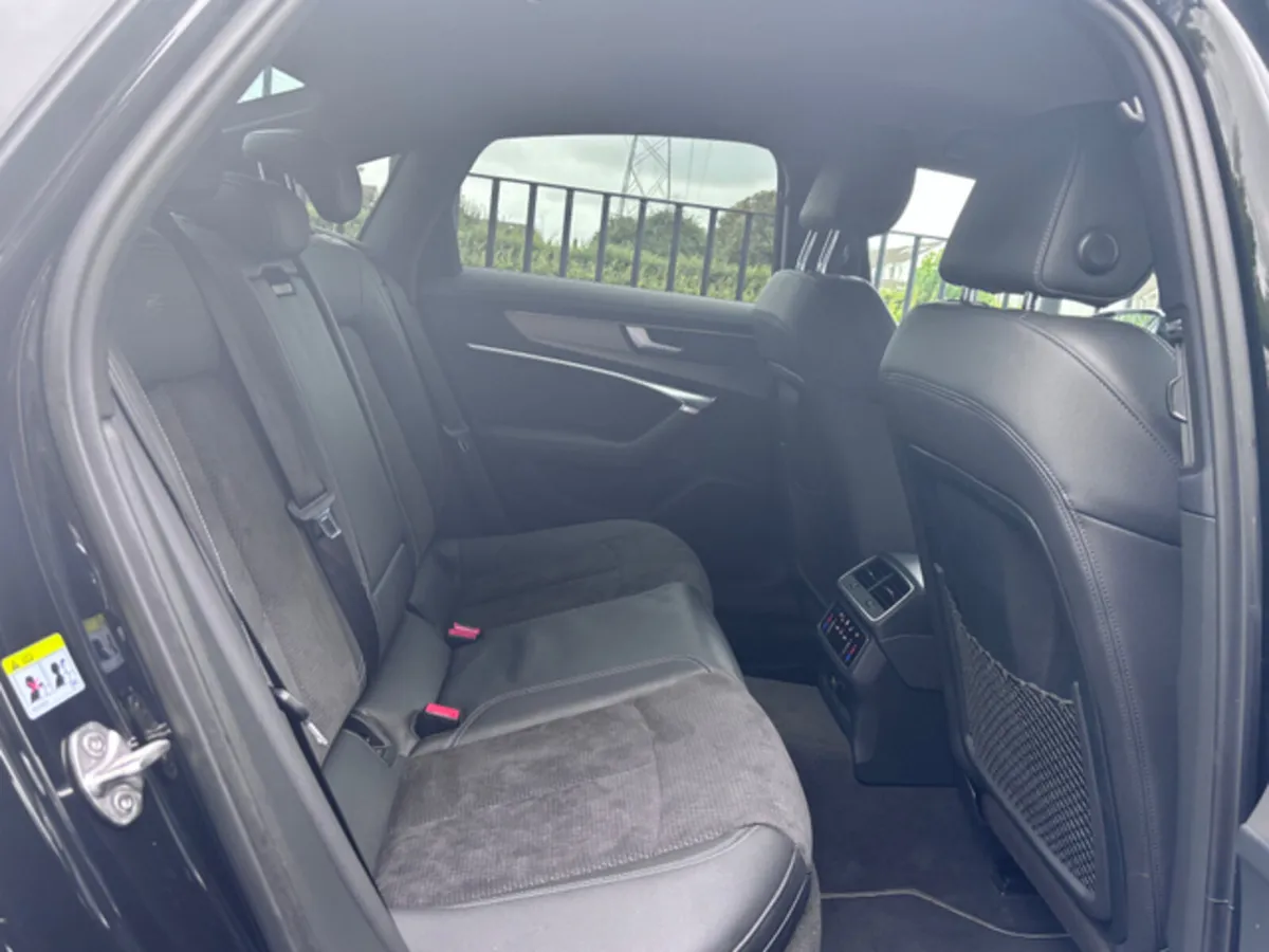 AUDI A6 S LINE BLACK EDITION 50 TFSI E QUATTRO - Image 4
