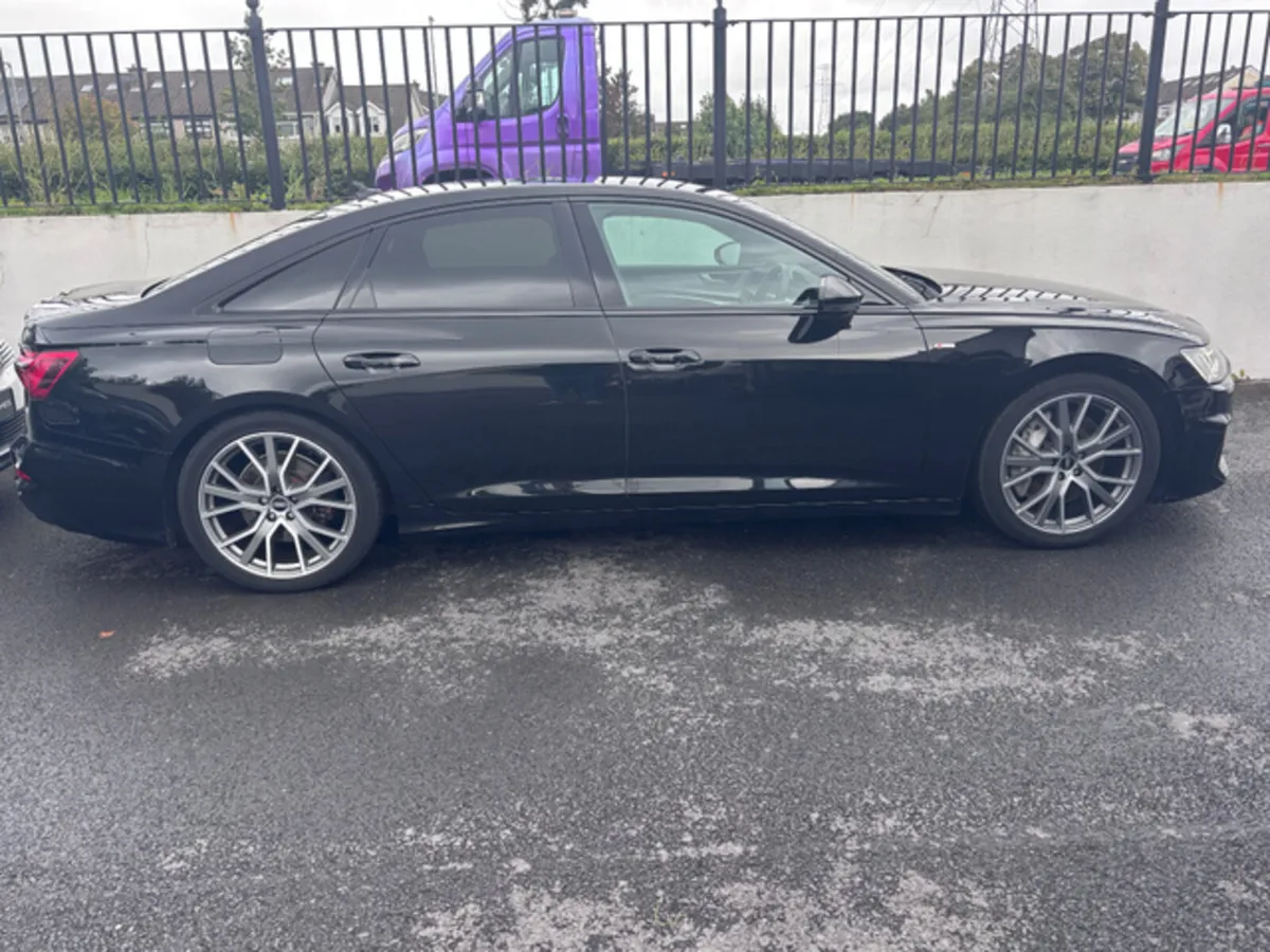 AUDI A6 S LINE BLACK EDITION 50 TFSI E QUATTRO - Image 3
