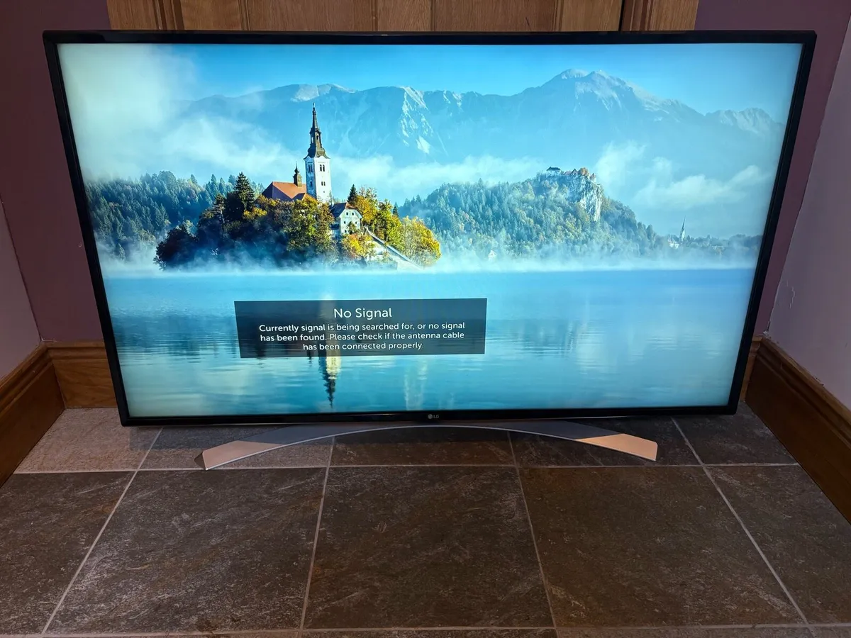 LG 50 Inch 4k UHD Smart TV - Image 2