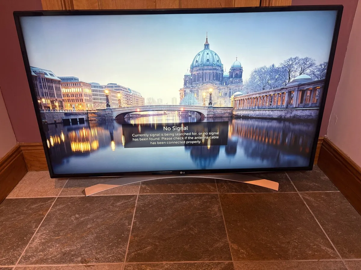 LG 50 Inch 4k UHD Smart TV - Image 3