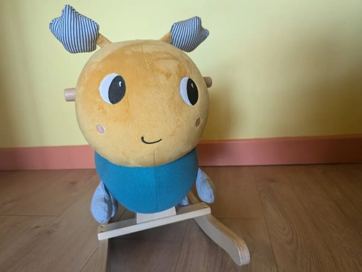 Mama's and Papa's rocking caterpillar - Image 2