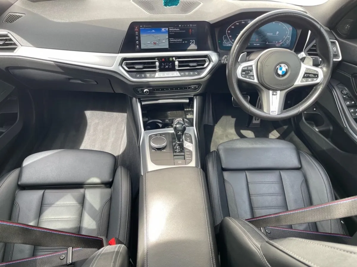 BMW 3 Series 330e Xdrive M Sport Pro Auto - Image 4