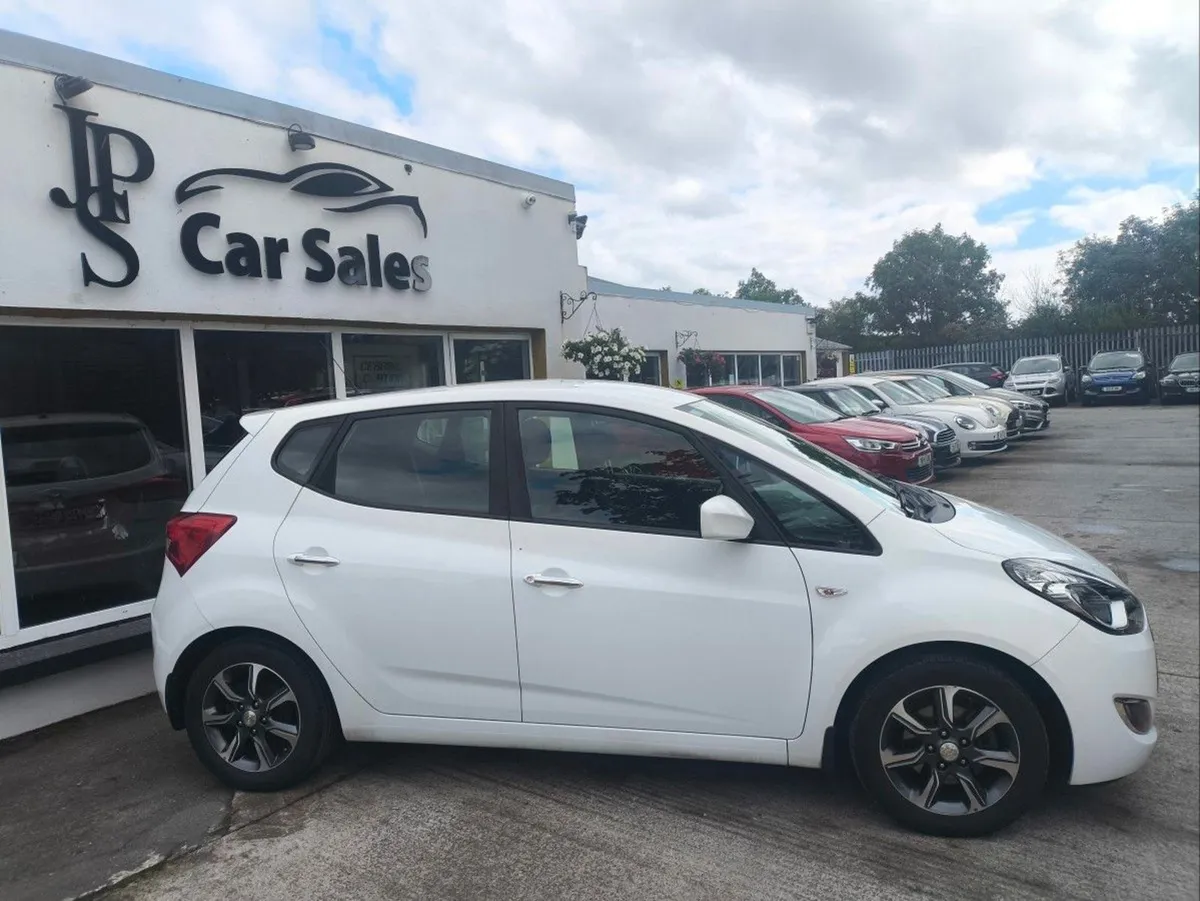 Hyundai ix20 1.4crdi Deluxe - Image 4