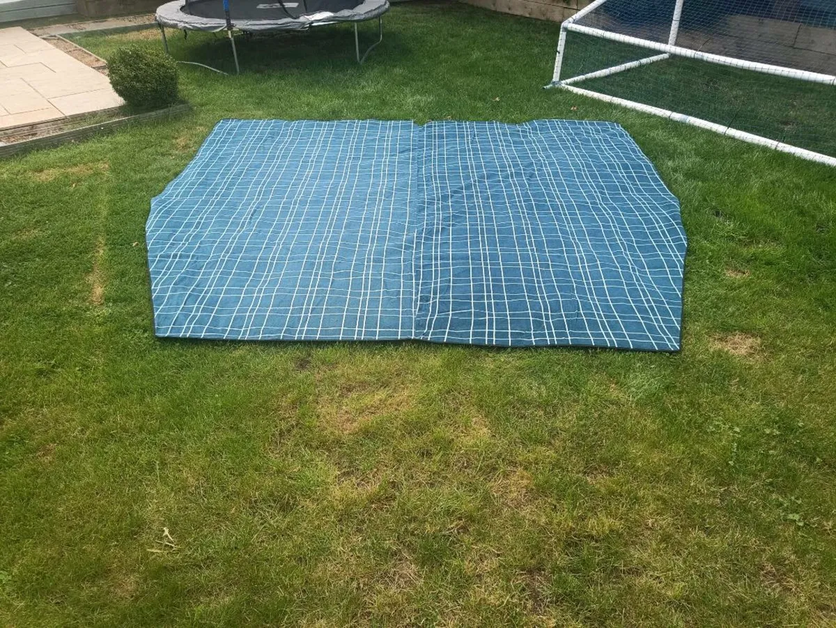 tent carpet - Image 1