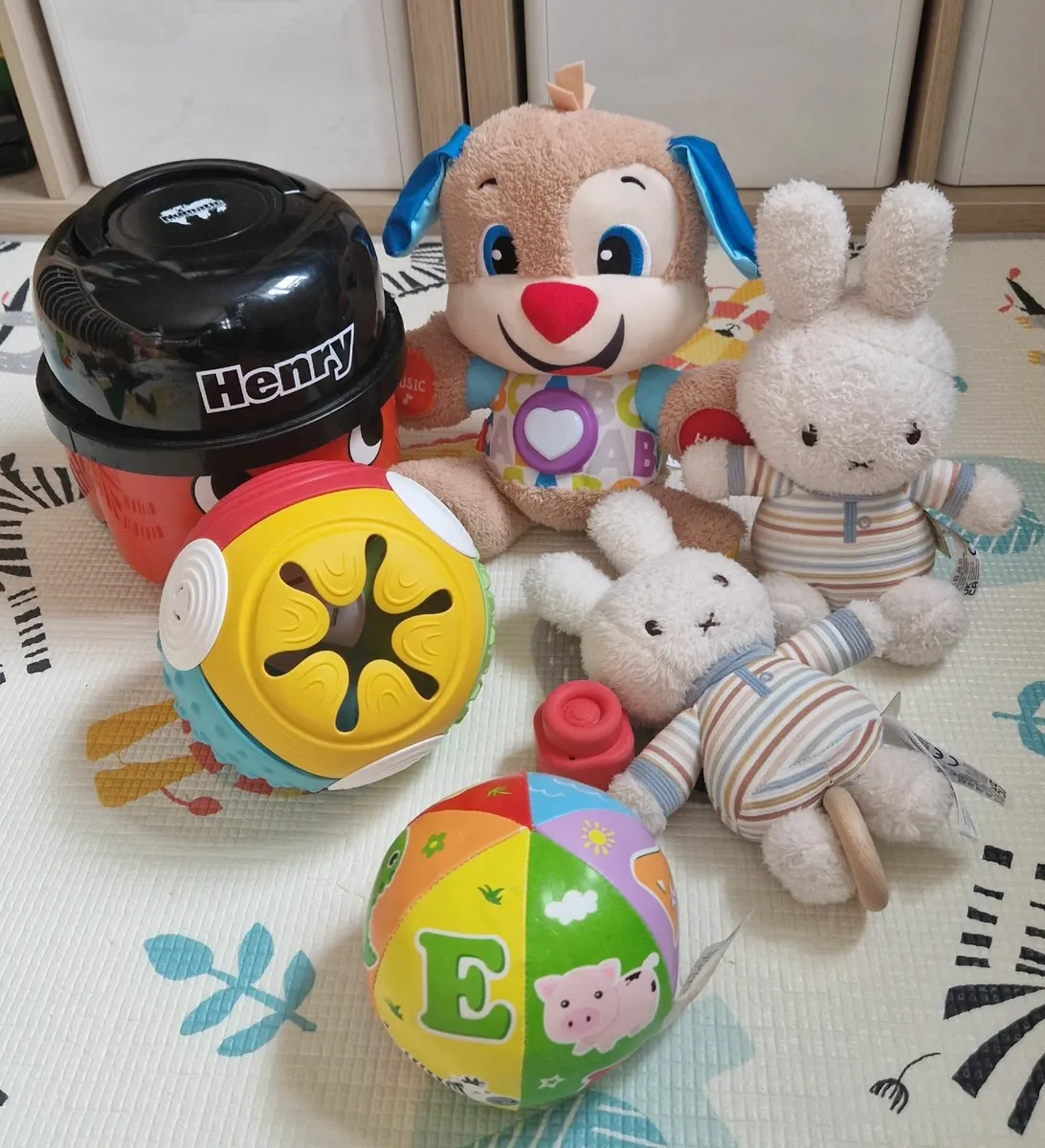 Toys - Image 1