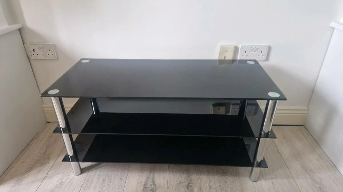 Tv stand - Image 2