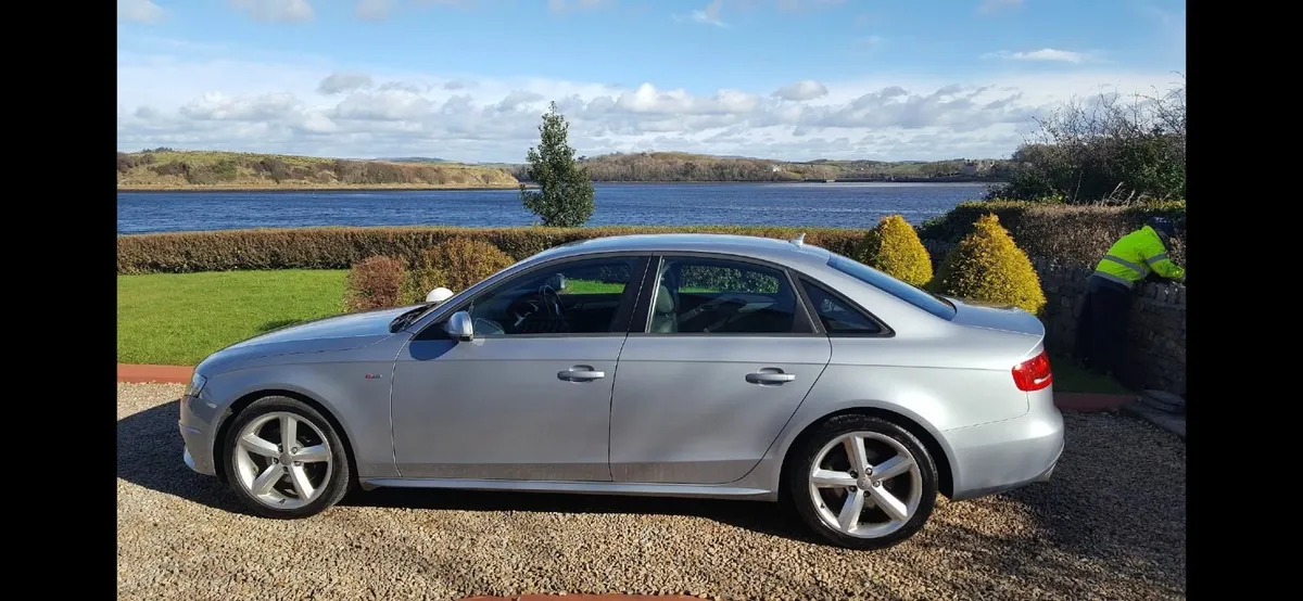 Audi A4 2010 - Image 1