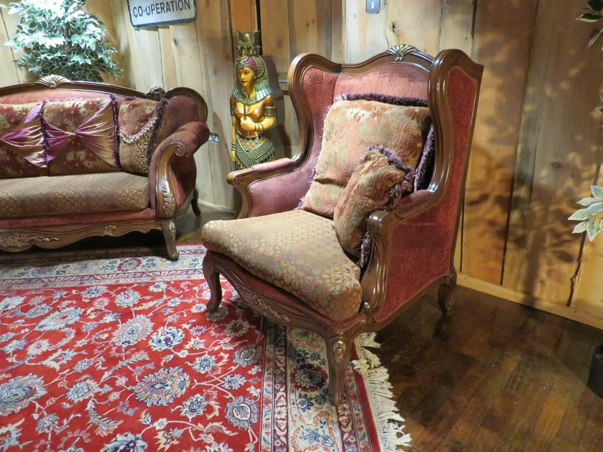 Large Reproduction Suite - Image 4