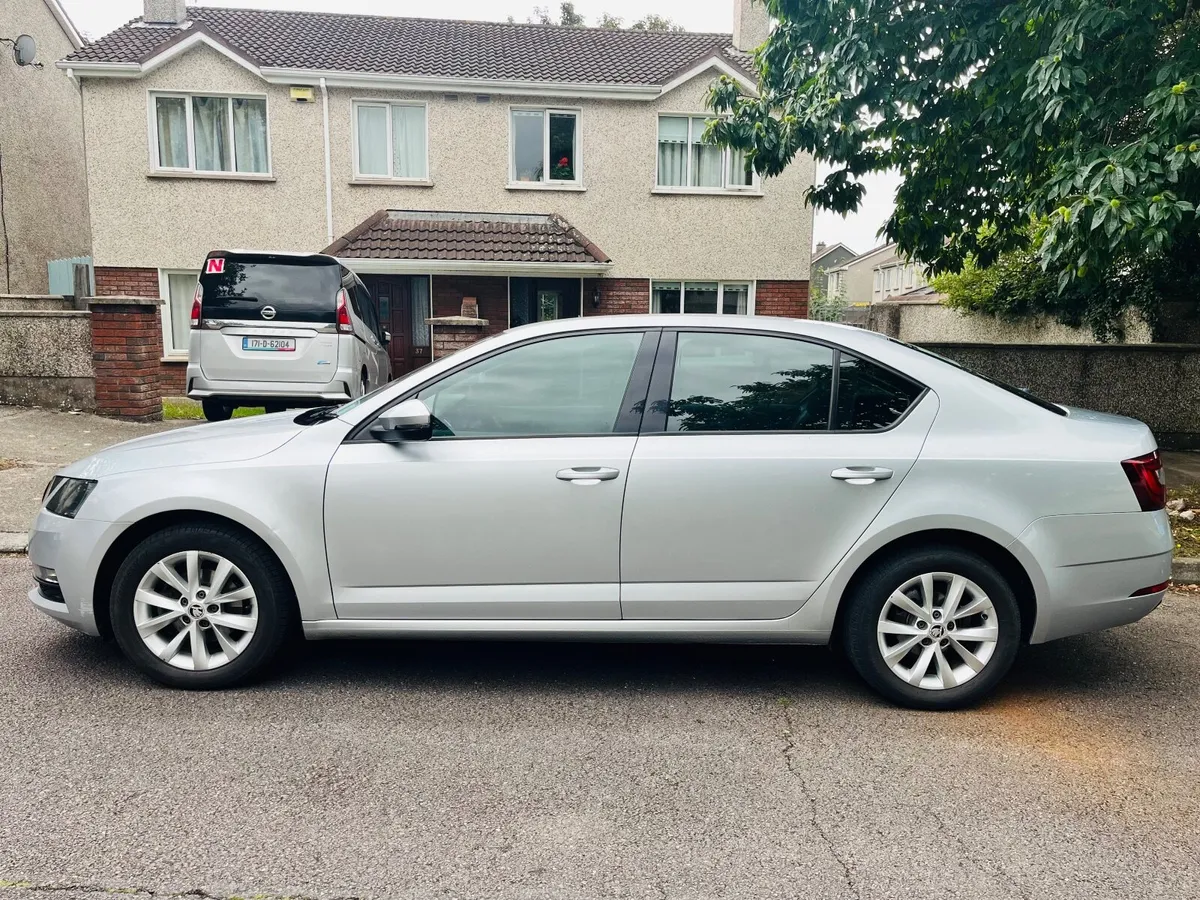 Skoda Octavia 2018 - Image 3