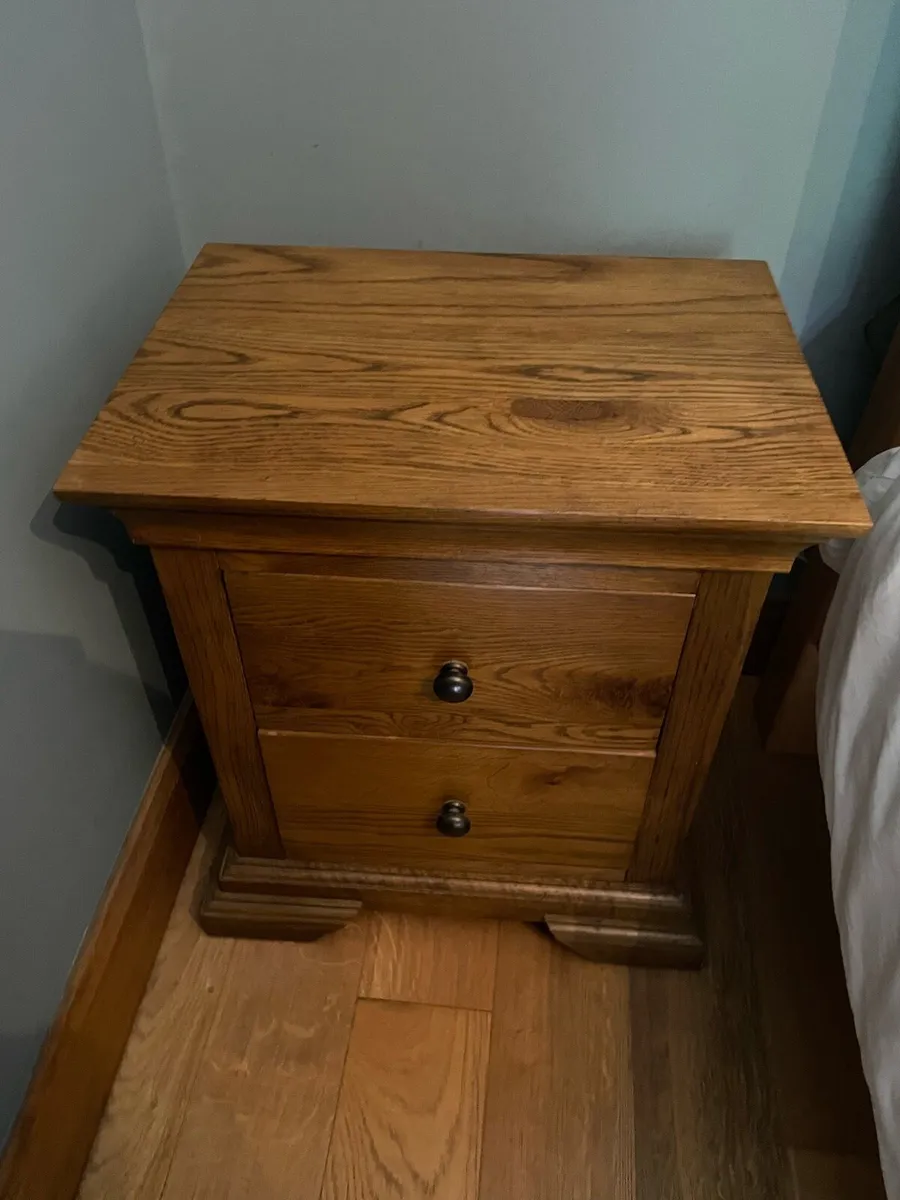 Bedroom furniture - Image 2