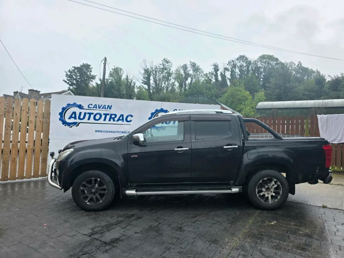 2013 Isuzu D-Max - Image 2