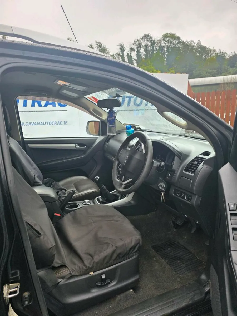 2013 Isuzu D-Max - Image 4