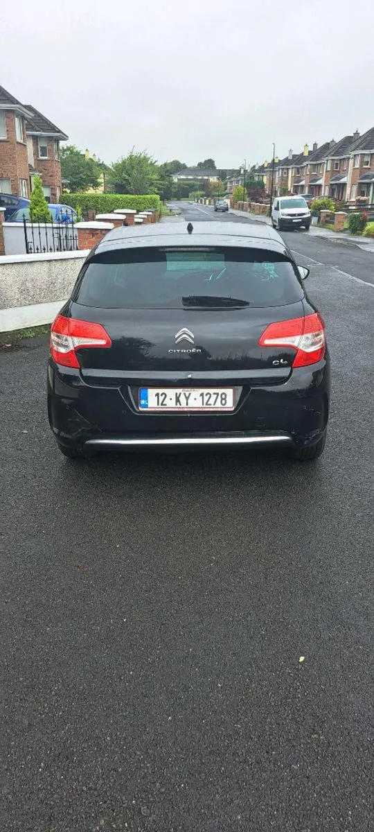Car - Image 2