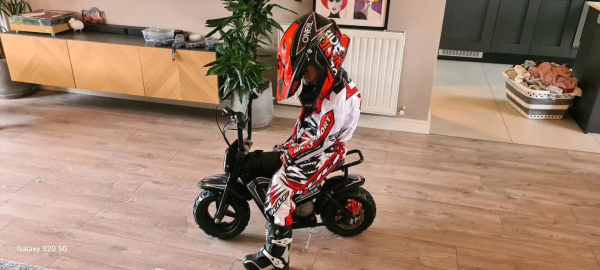 Kisd electric motorbike Revvi 24 plus Full set - Image 1
