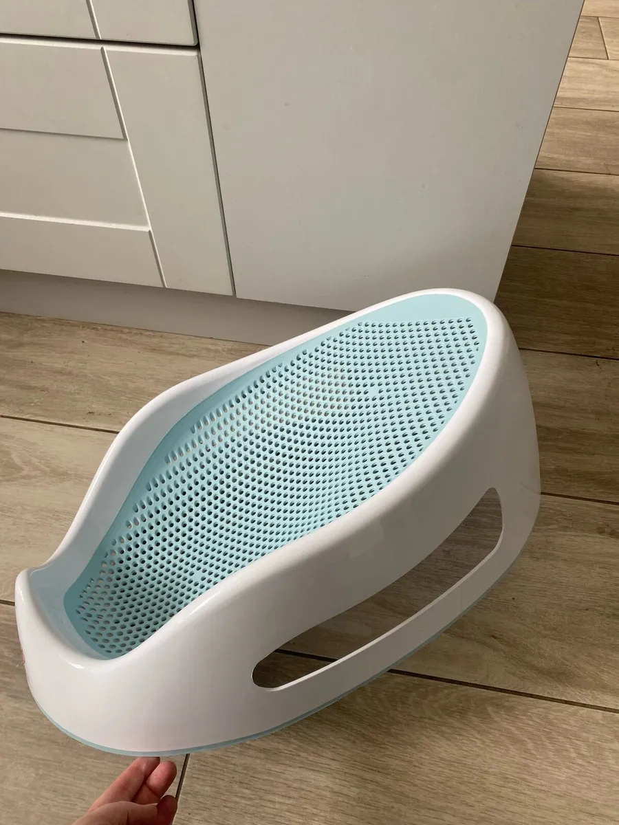 Angelcare Soft Touch Baby Bath - Image 3