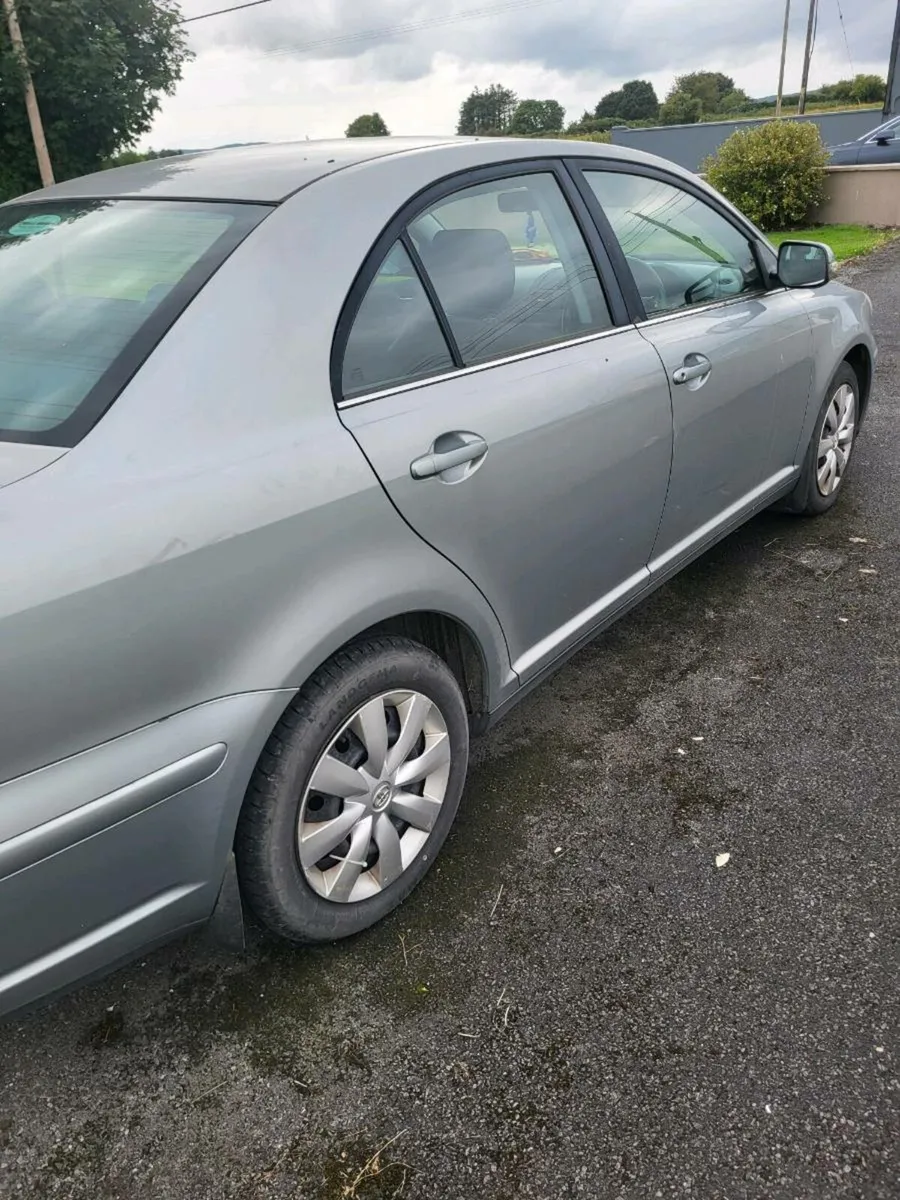 Toyota Avensis 2007 - Image 2