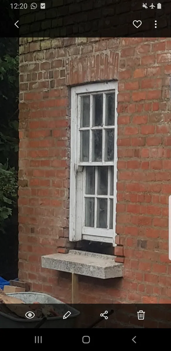 Wooden sash window - Image 2