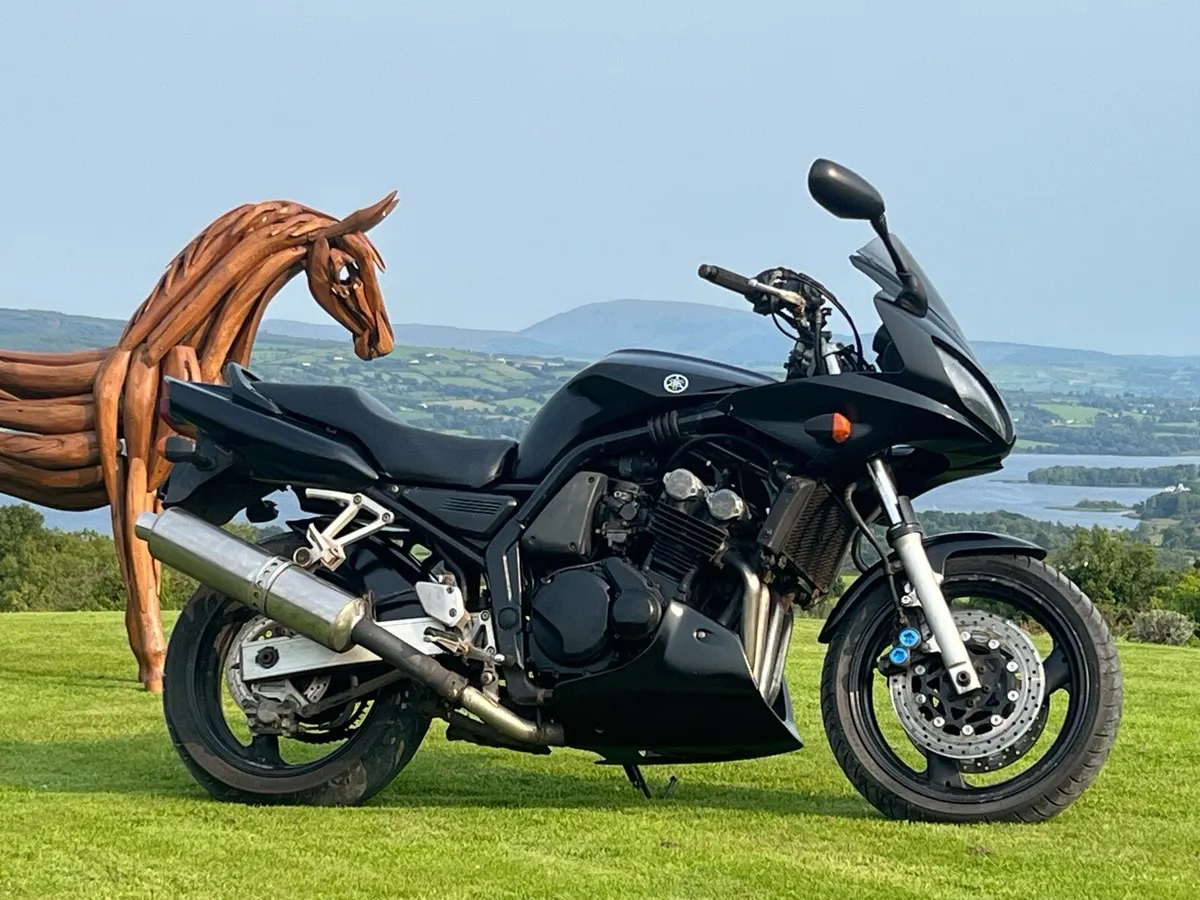 Yamaha fazer 600 - Image 2
