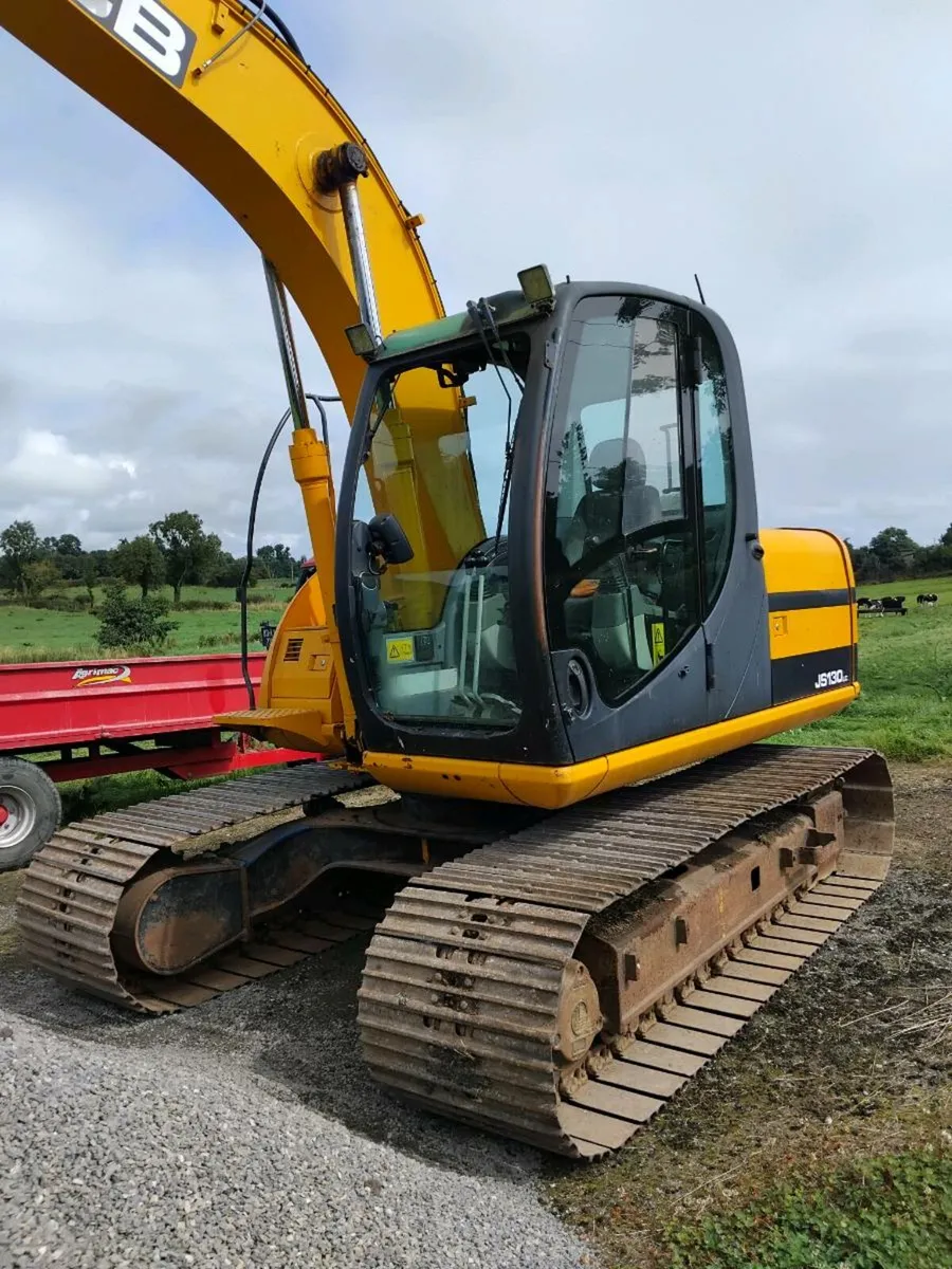 Jcb js 130 digger - Image 3