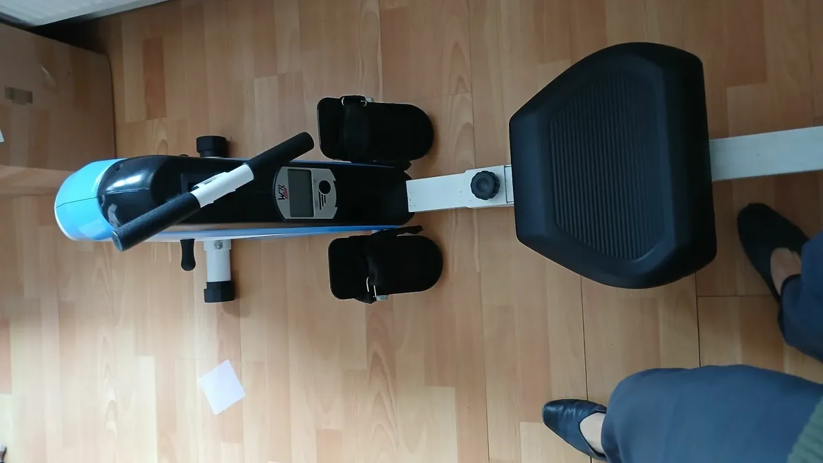 Rowing Machine - Image 3