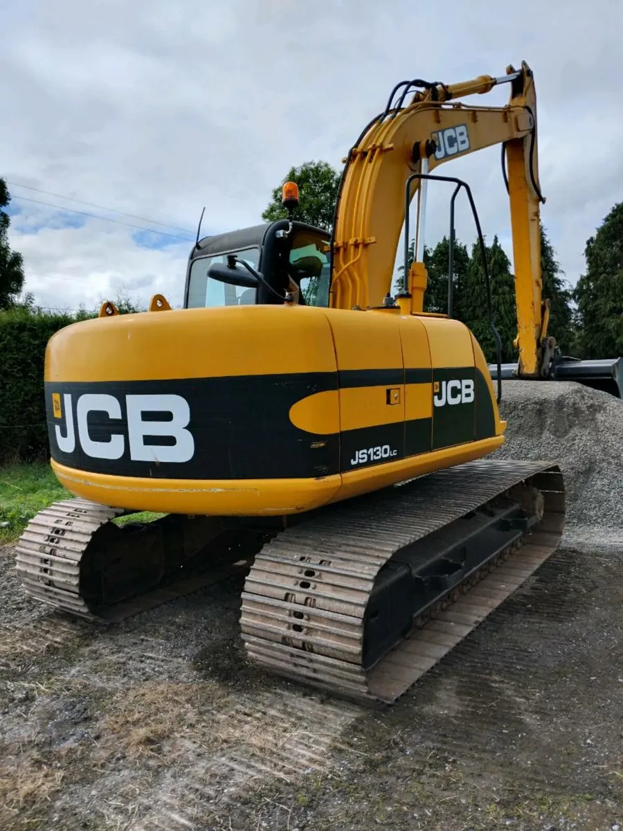Jcb js 130 digger - Image 2