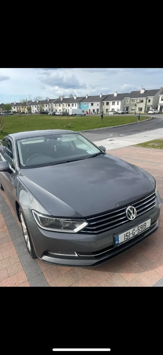 Volkswagen Passat 2015 - Image 1