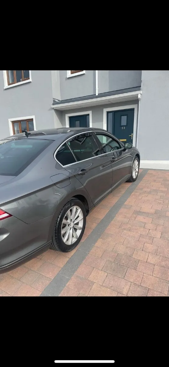 Volkswagen Passat 2015 - Image 4
