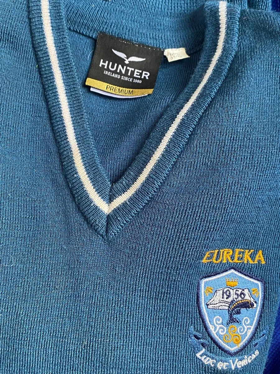 School uniform - Image 4