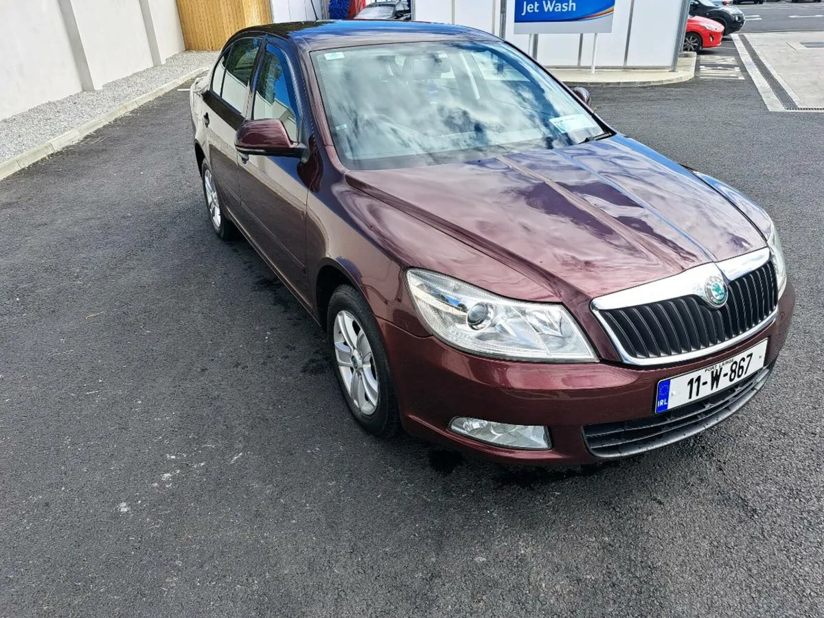 Skoda Octavia 1.6 tax 9/25 nct 4/26 - Image 2
