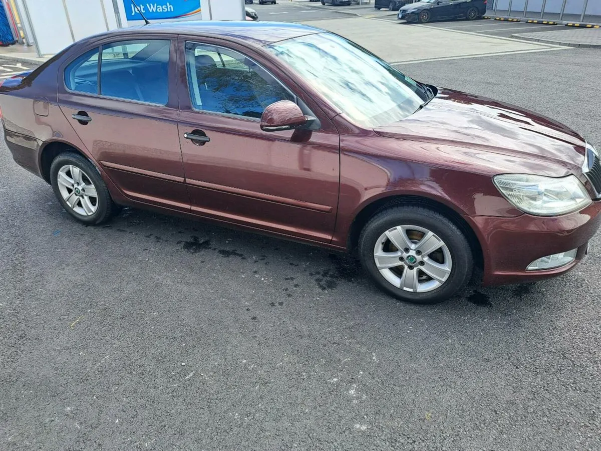 Skoda Octavia 1.6 tax 9/25 nct 4/26 - Image 3