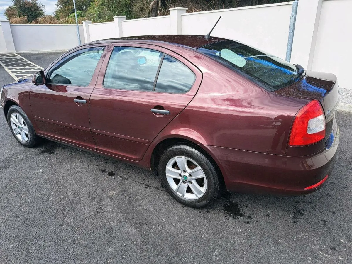 Skoda Octavia 1.6 tax 9/25 nct 4/26 - Image 4