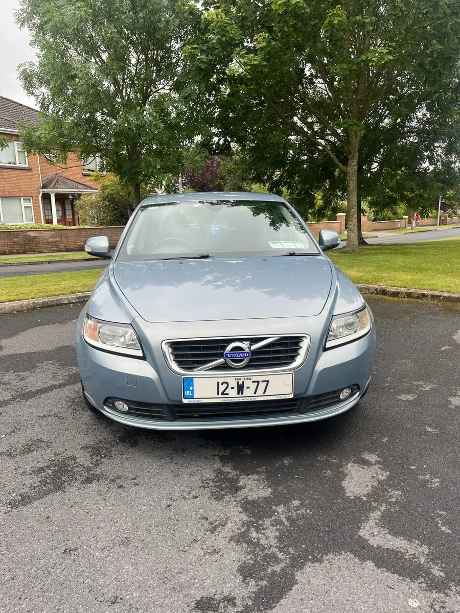 Volvo S40 - Image 2